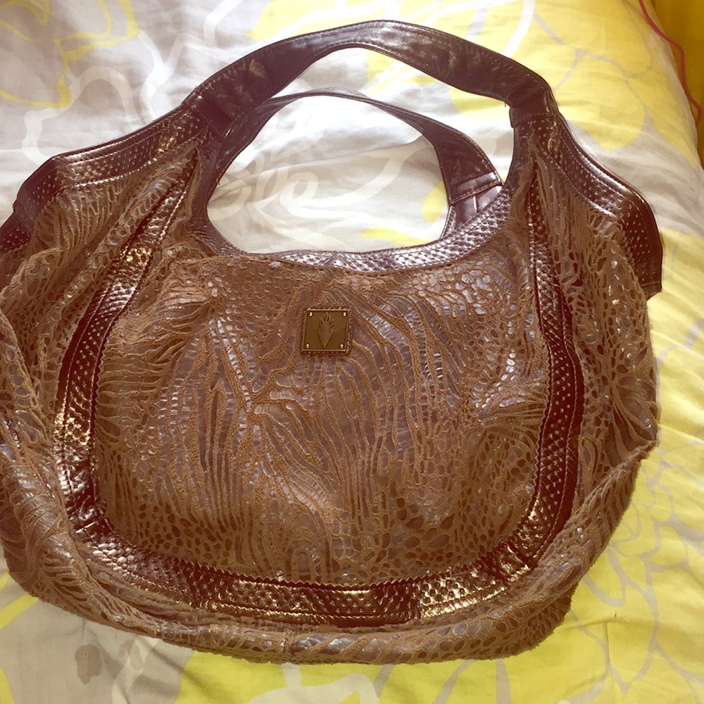 Volatile Purse